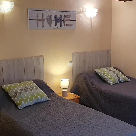 Charmante Maison Avec Cheminee Et Jardin, Animaux Acceptes - Fr-1-496-87